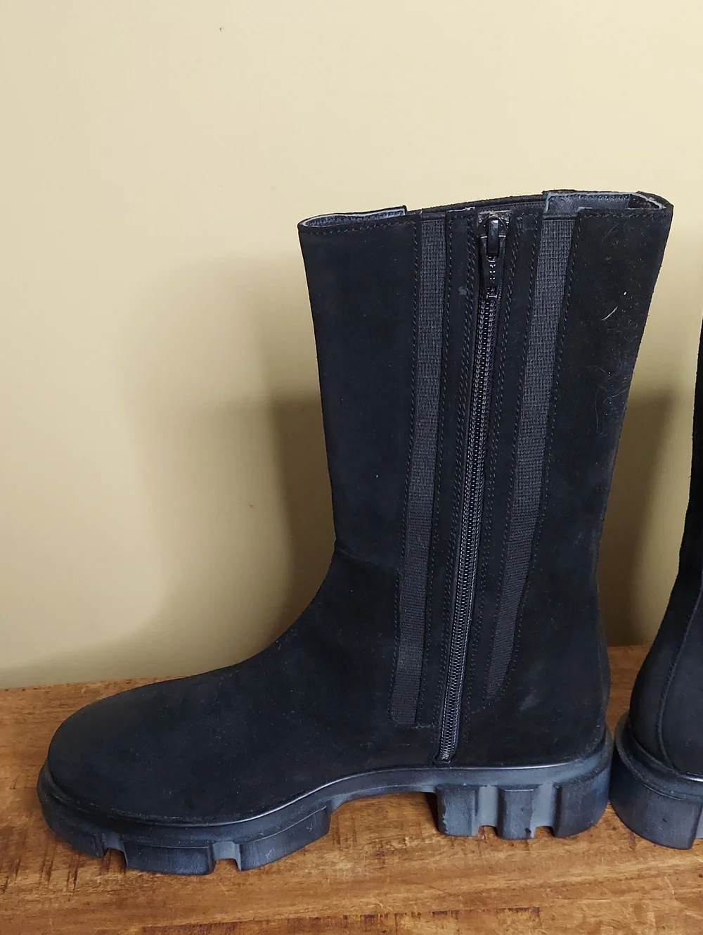 NWOT Free People Black Suede Mid-Calf Zip Boots - EU 40